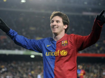 开云体育平台-穆雷与Doinb的巅峰对决，80分钟激战晋级，下一轮胜负难料！穆雷与Doinb鏖战80分钟晋级，巅峰对决悬念延续至次轮